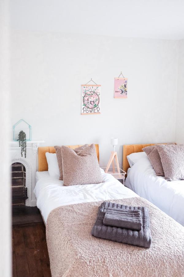 Gorgeous 3 Bed House In Matlock + Garden 'Lookout' Villa Buitenkant foto